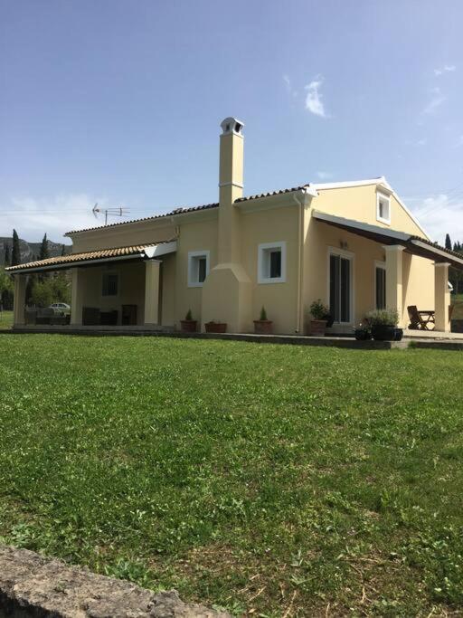 Villa Alexakis Doukades ภายนอก รูปภาพ