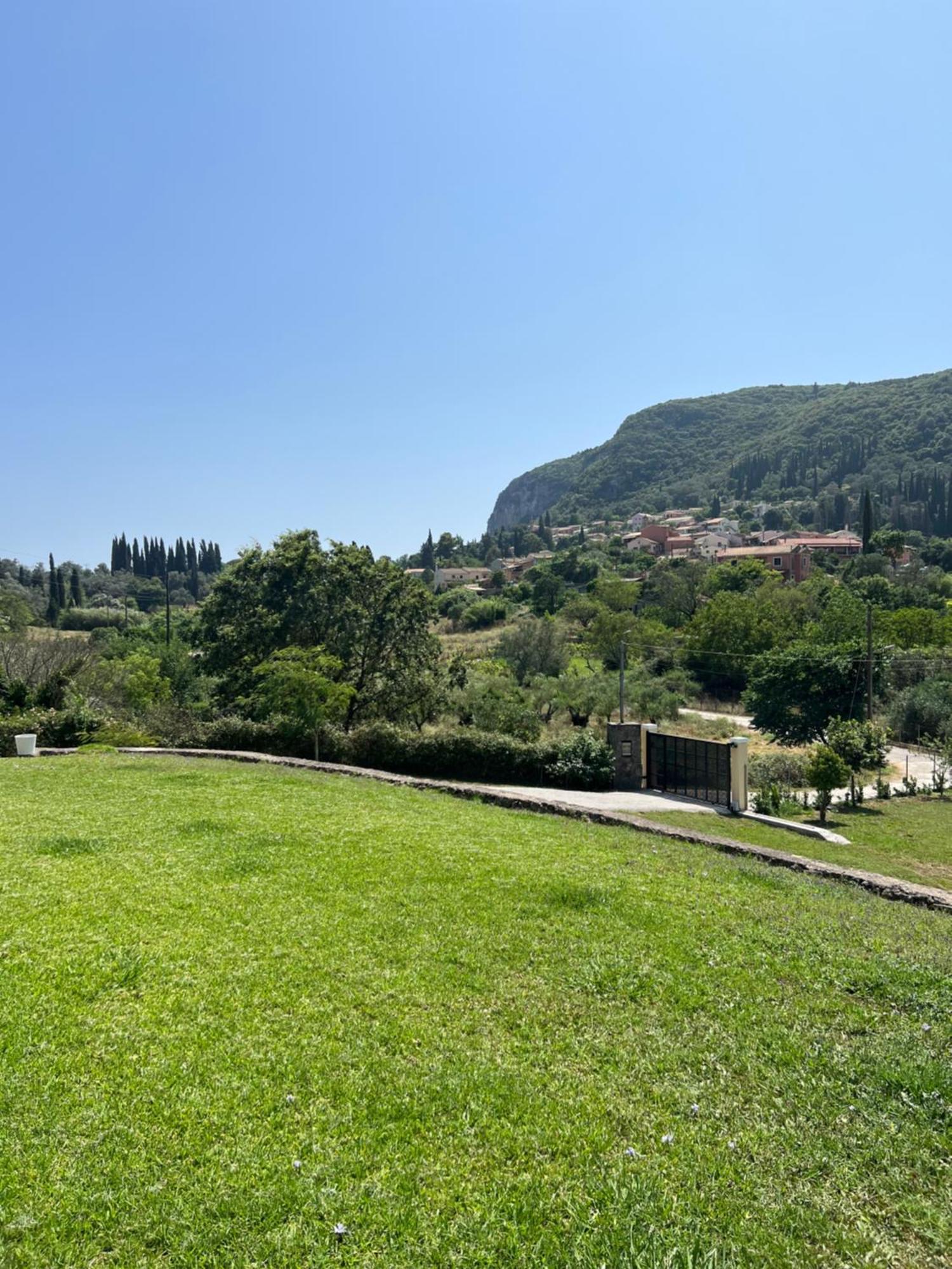 Villa Alexakis Doukades ภายนอก รูปภาพ