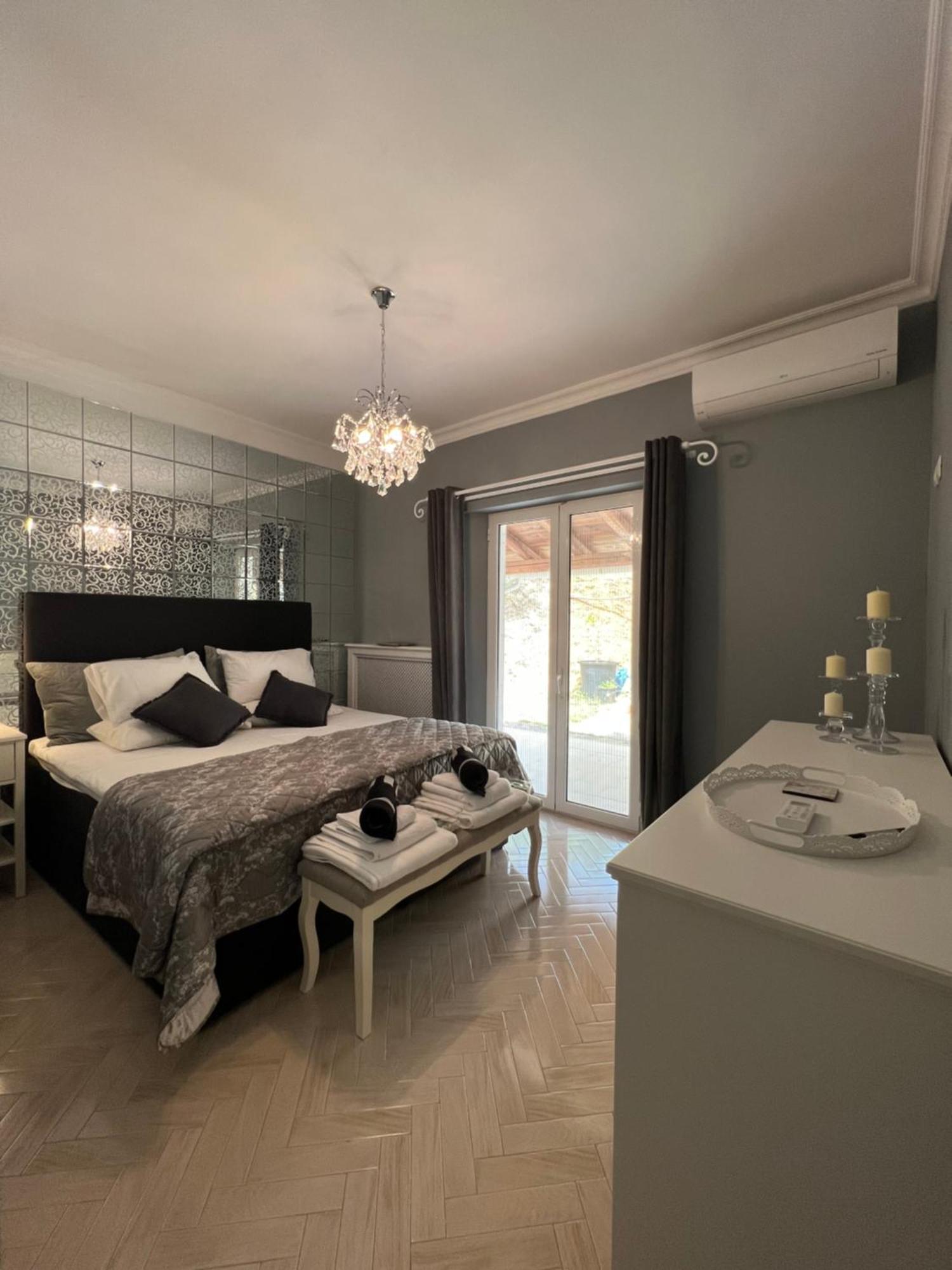 Villa Alexakis Doukades ภายนอก รูปภาพ